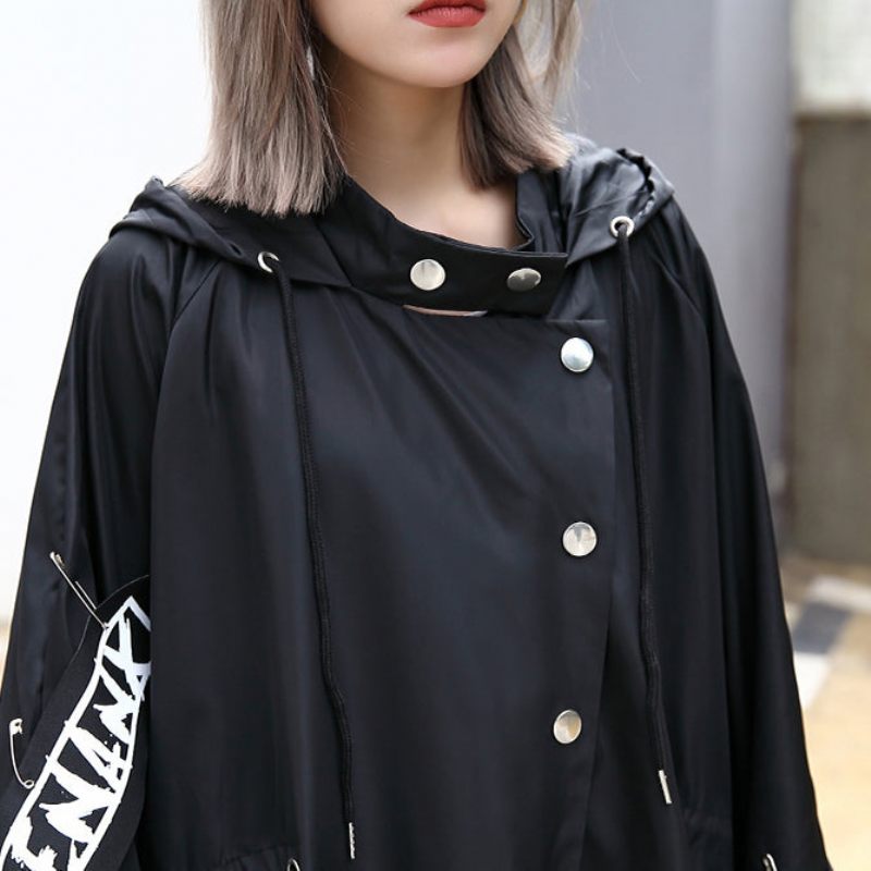 Boutique Svart Kappa Oversize Huva Dam Batwing Sleeve Asymmetrisk Design Kappor - Trenchcoats för kvinnor
